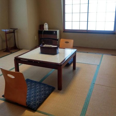 Oyo Business Hotel Azalea Gunma Kusatsu Kuszacu Kültér fotó