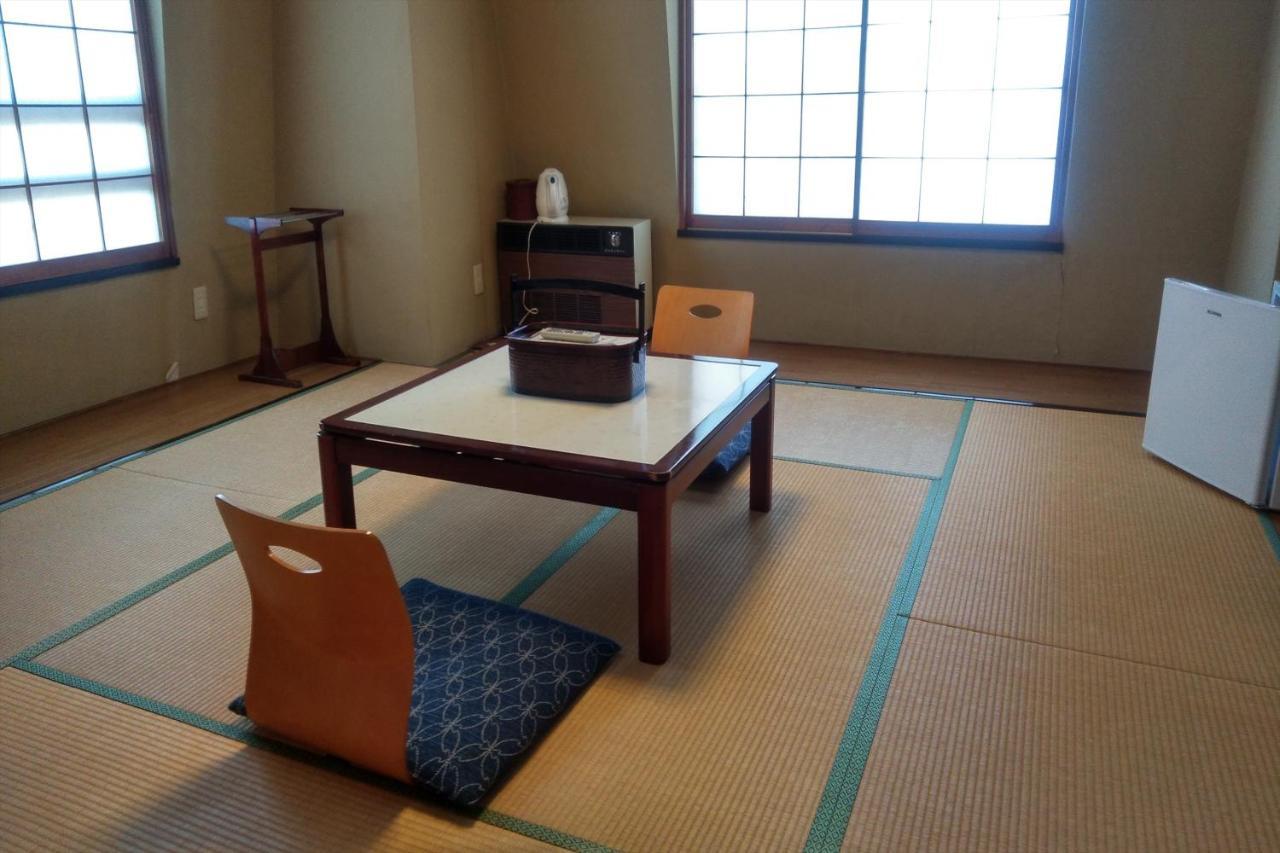 Oyo Business Hotel Azalea Gunma Kusatsu Kuszacu Kültér fotó